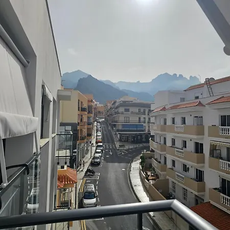 Vistas Korner Centr شقة